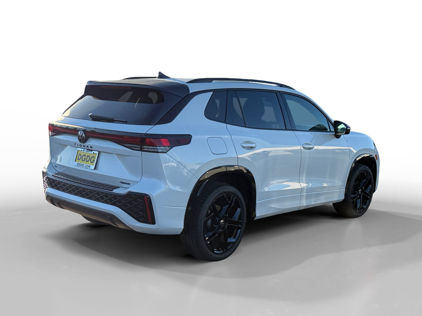 New 2026 Volkswagen Tiguan SE R-Line AWD/4WD image 5