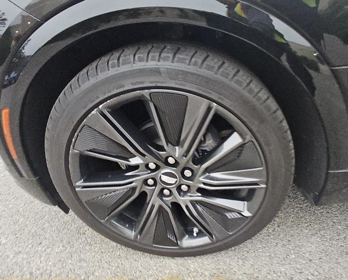 Used 2024 Cadillac Lyriq Sport w/ Nappa Leather Package AWD/4WD image 15