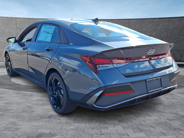 New 2026 Hyundai Elantra SEL Sport FWD image 3