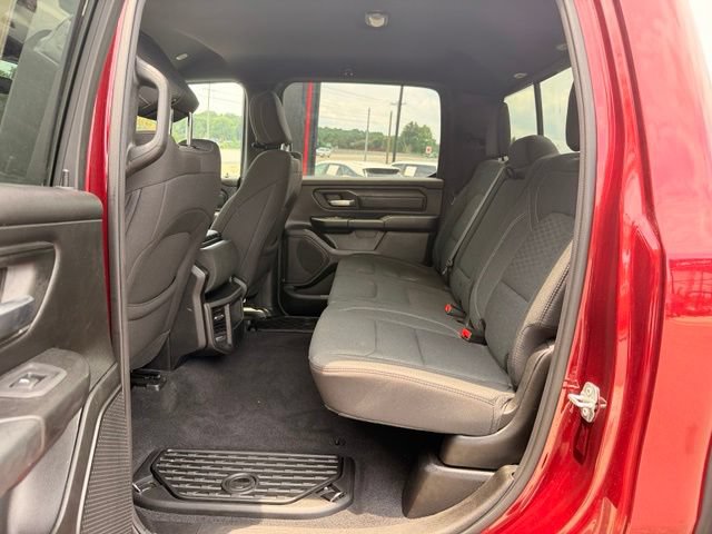 Used 2025 RAM 1500 Warlock AWD/4WD image 14