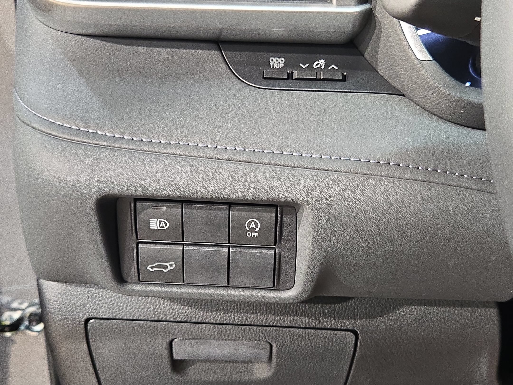 New 2026 Toyota Highlander XLE AWD/4WD image 18