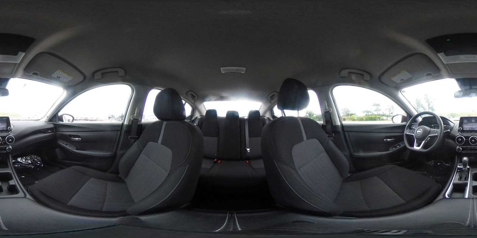Used 2025 Nissan Sentra SV FWD image 37