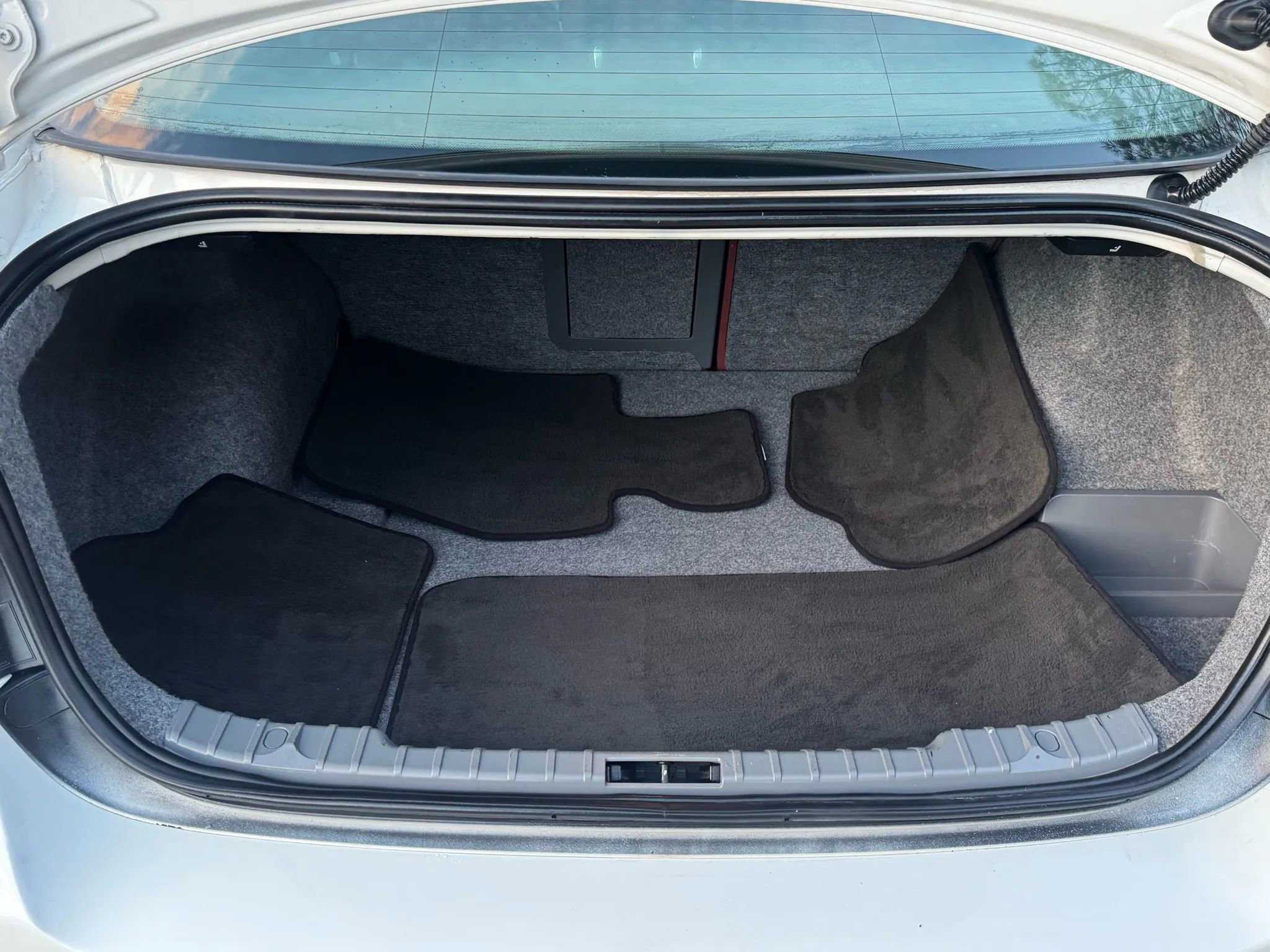 Used 2009 BMW 335i xDrive Sedan image 18