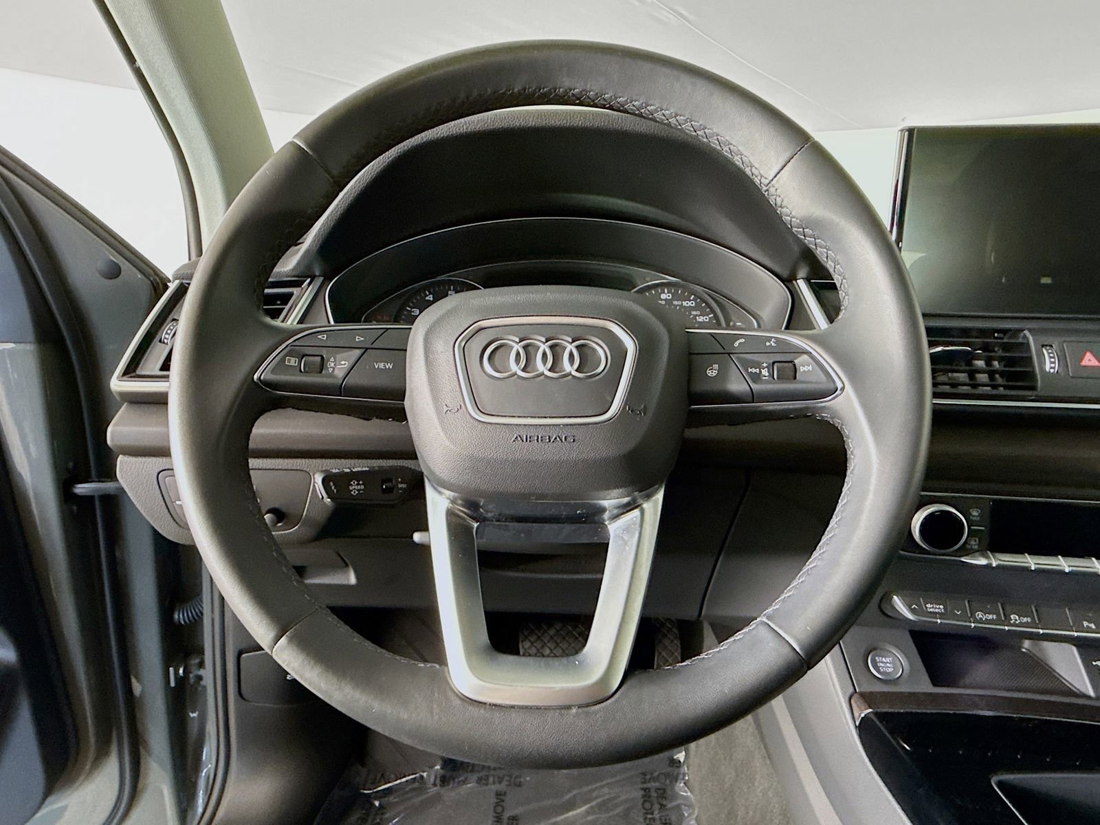 Certified 2023 Audi Q5 2.0T Premium w/ Convenience Package image 11