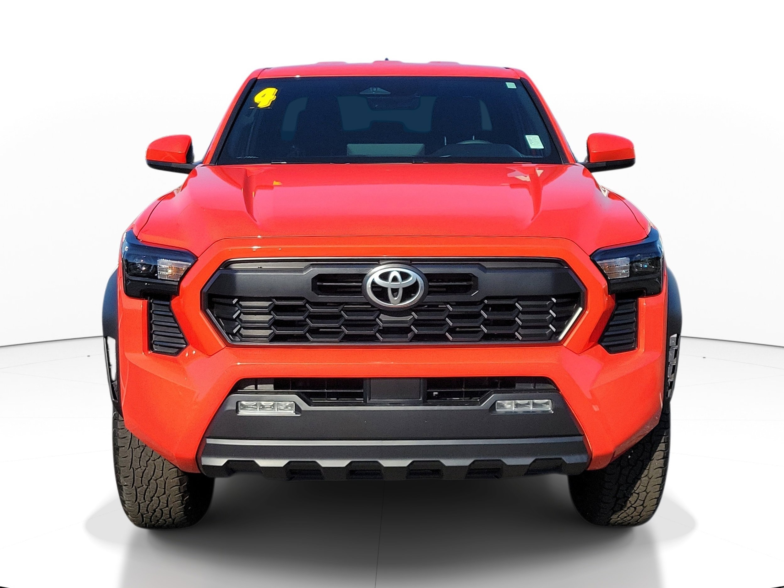 Used 2024 Toyota Tacoma TRD Off-Road image 2