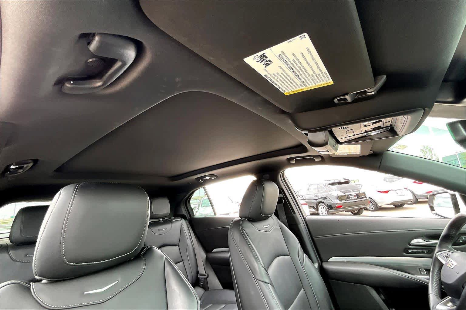 Used 2023 Cadillac XT4 Premium Luxury w/ Technology Package image 13