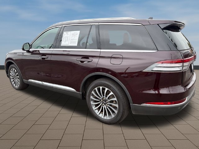 Used 2024 Lincoln Aviator AWD w/ Premium Package image 4