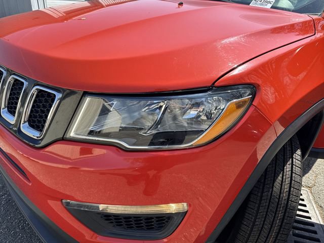 Used 2019 Jeep Compass Sport image 29