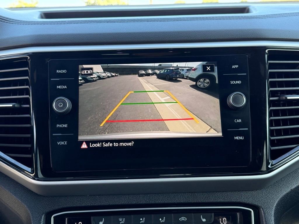 Certified 2022 Volkswagen Atlas Cross Sport SE image 24