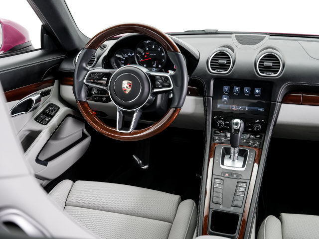 Certified 2025 Porsche 718 Cayman RWD image 16