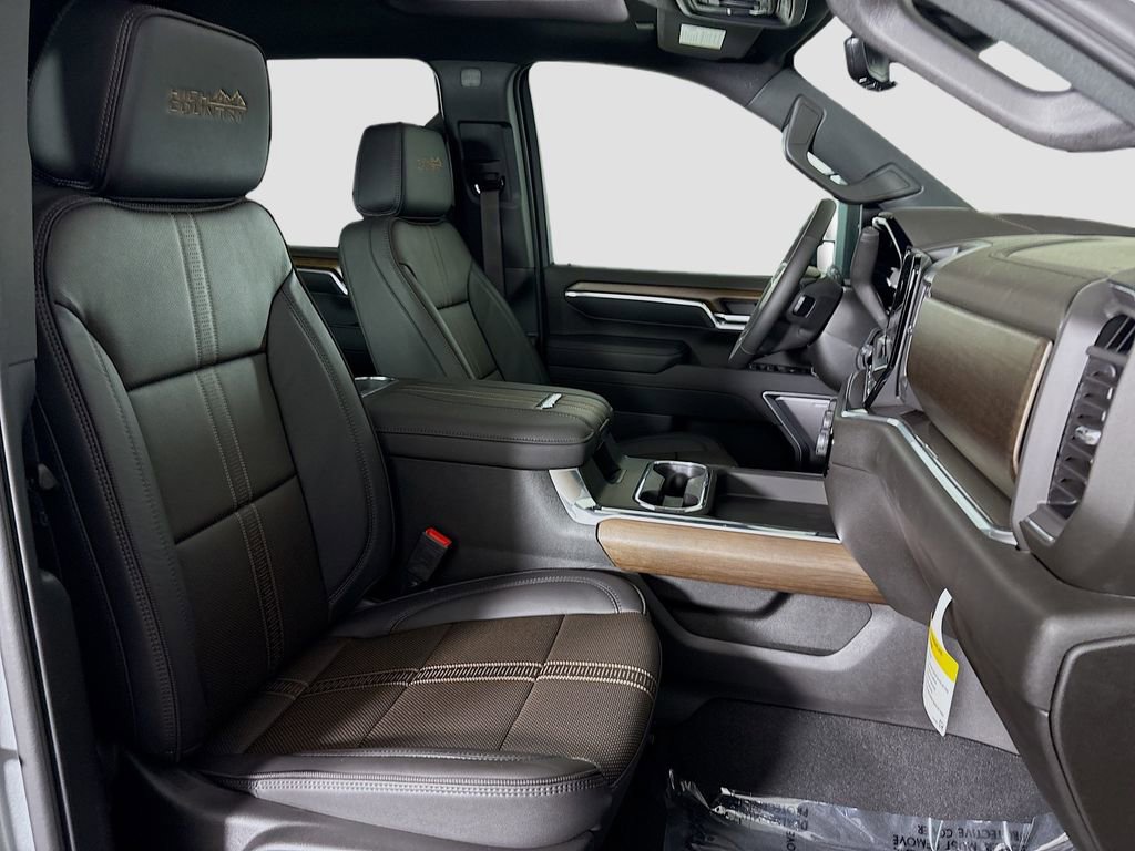 New 2025 Chevrolet Silverado 3500 High Country w/ Technology Package image 29