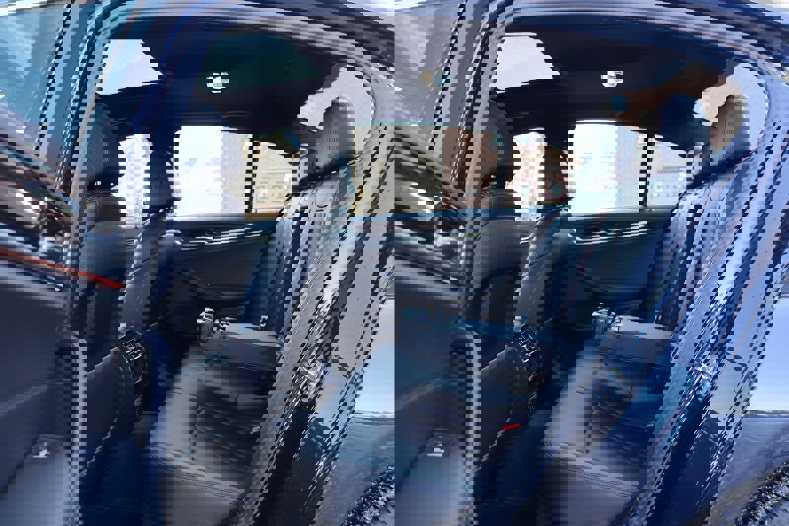 Used 2020 BMW 530i xDrive image 14