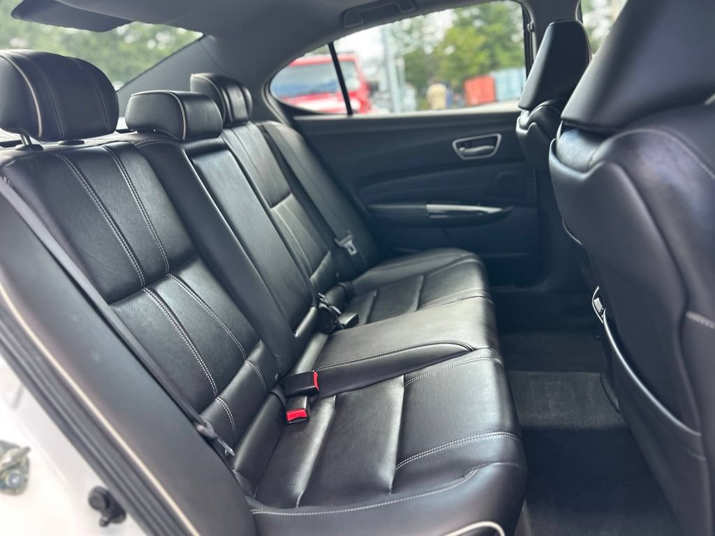 Used 2020 Acura TLX w/ Technology Package FWD image 10
