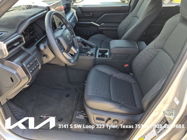 Used 2025 Toyota 4Runner TRD Off-Road Premium AWD/4WD image 20