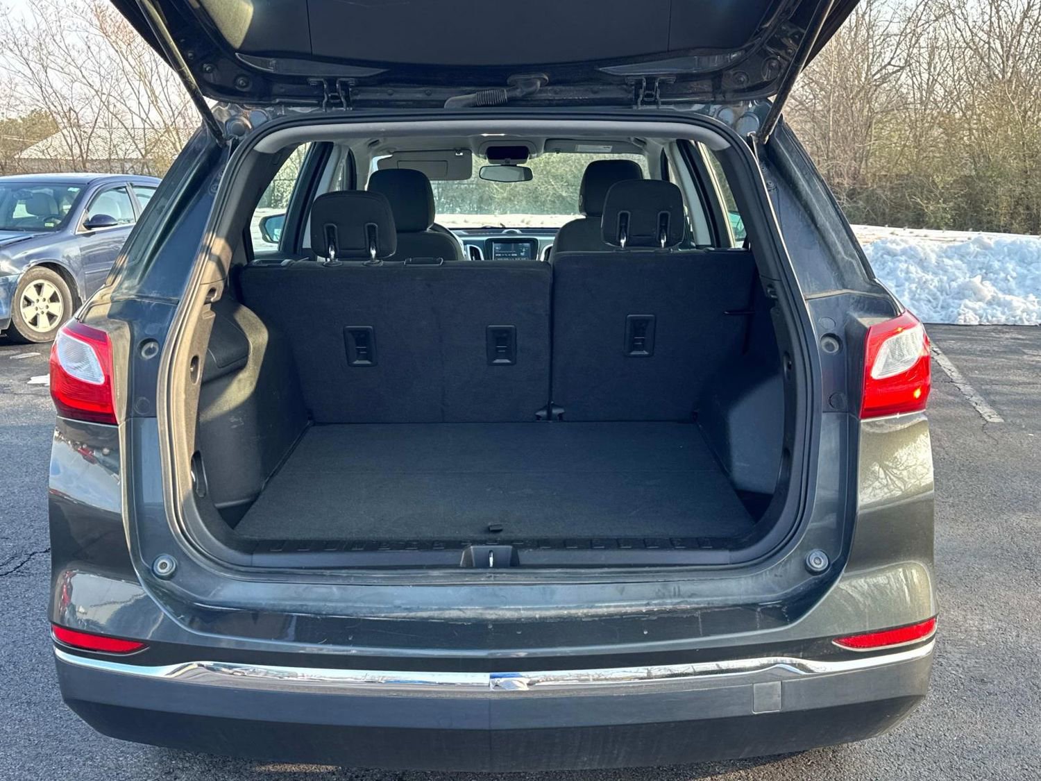 Used 2018 Chevrolet Equinox LS image 13