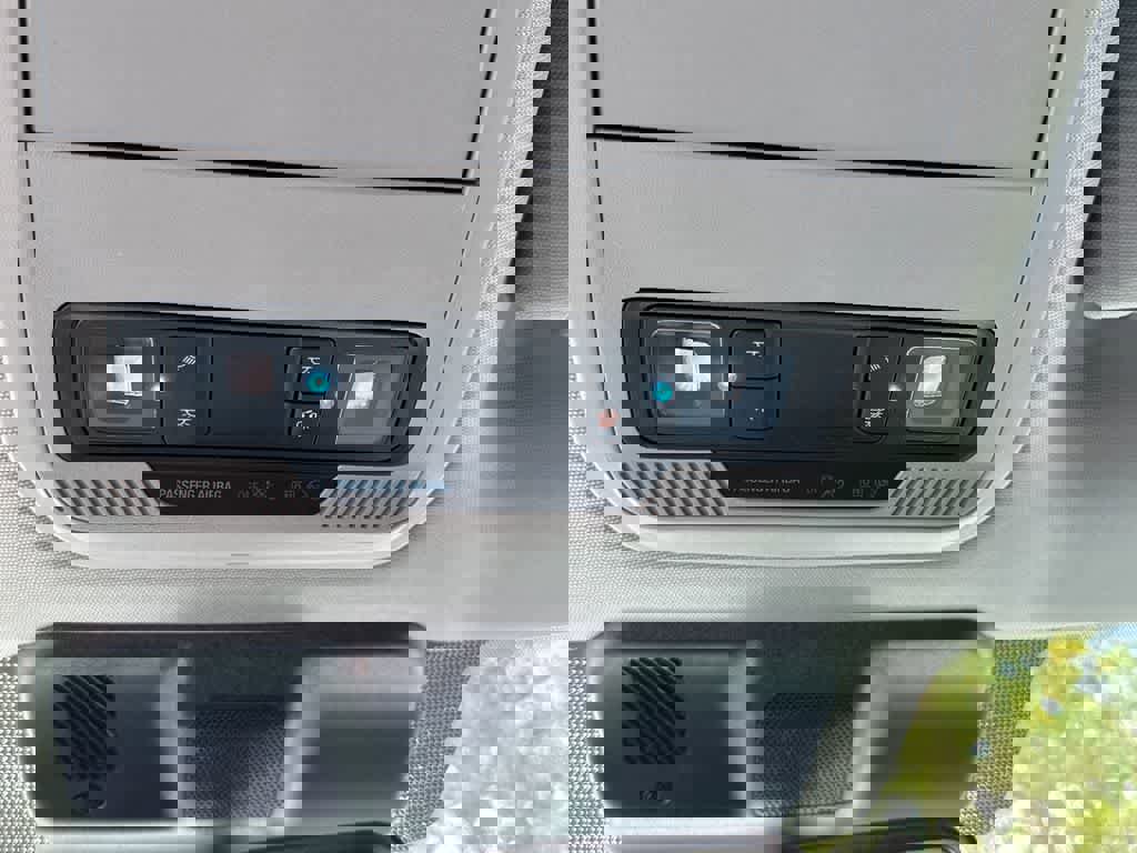 New 2025 Ford F150 Lightning Flash image 33