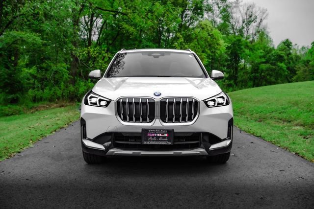 Used 2026 BMW X1 xDrive28i w/ Convenience Package AWD/4WD image 2