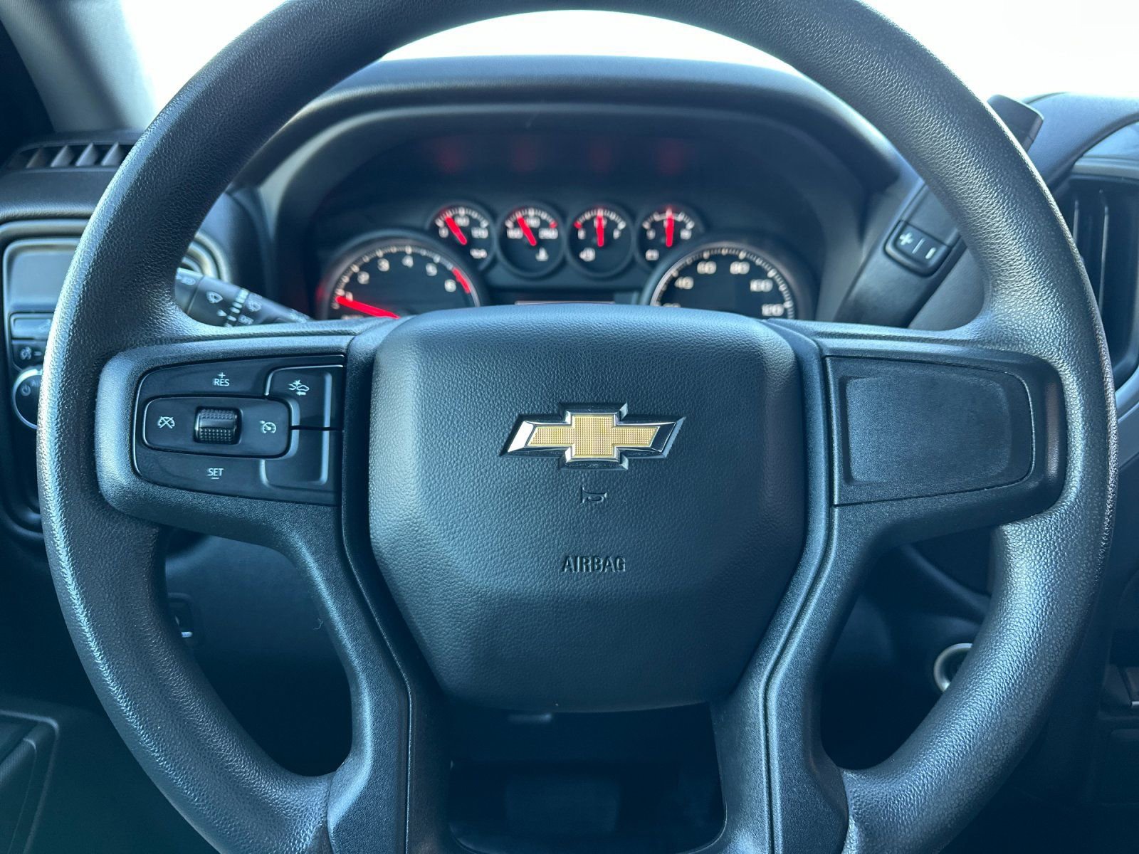 Used 2022 Chevrolet Silverado 1500 Custom image 21