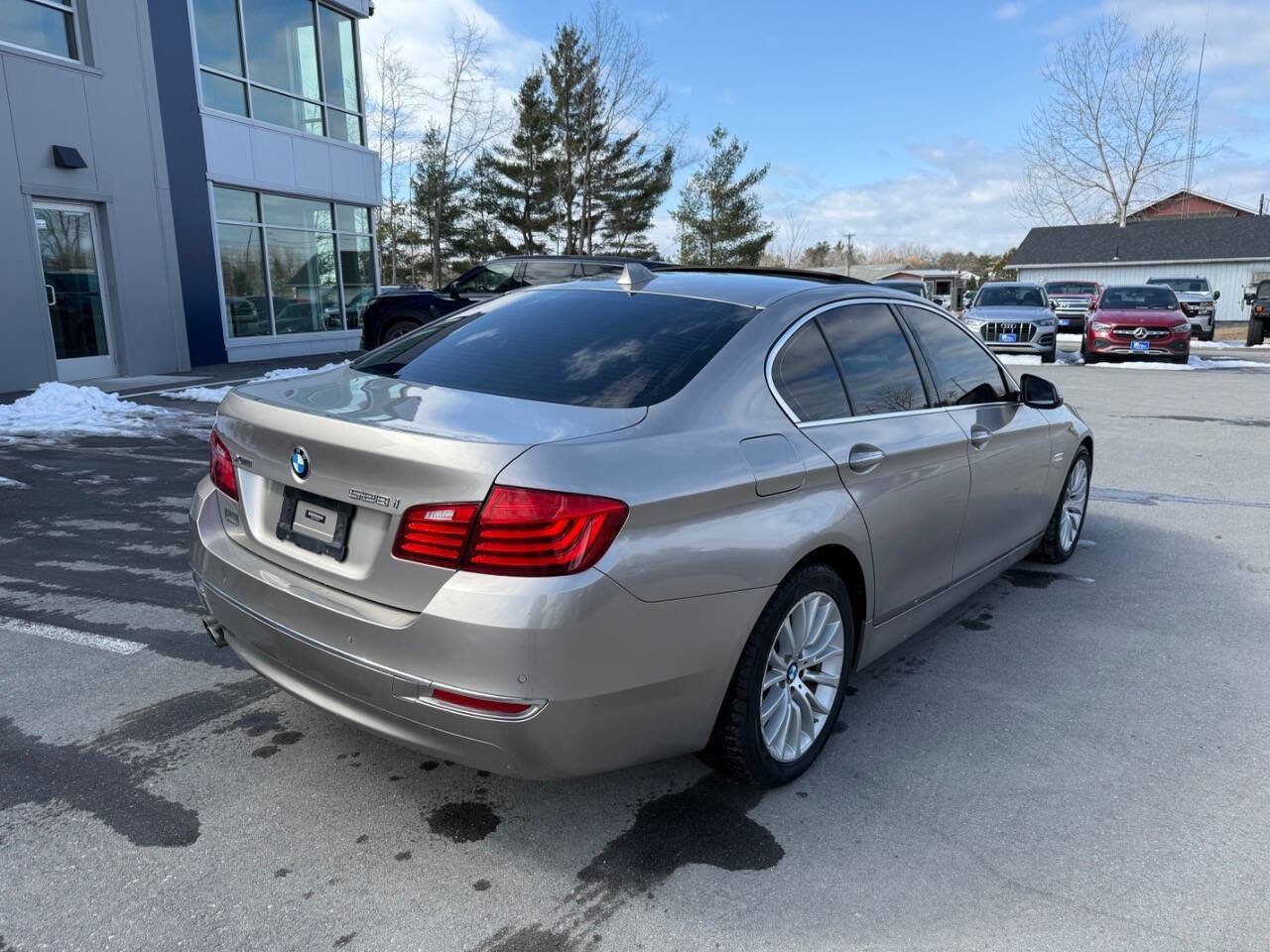 Used 2015 BMW 528i xDrive Sedan image 6
