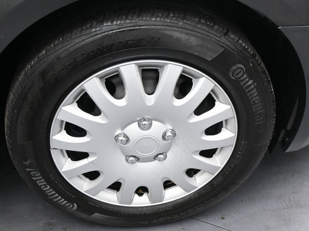 Used 2017 Ford Transit Connect XLT image 37