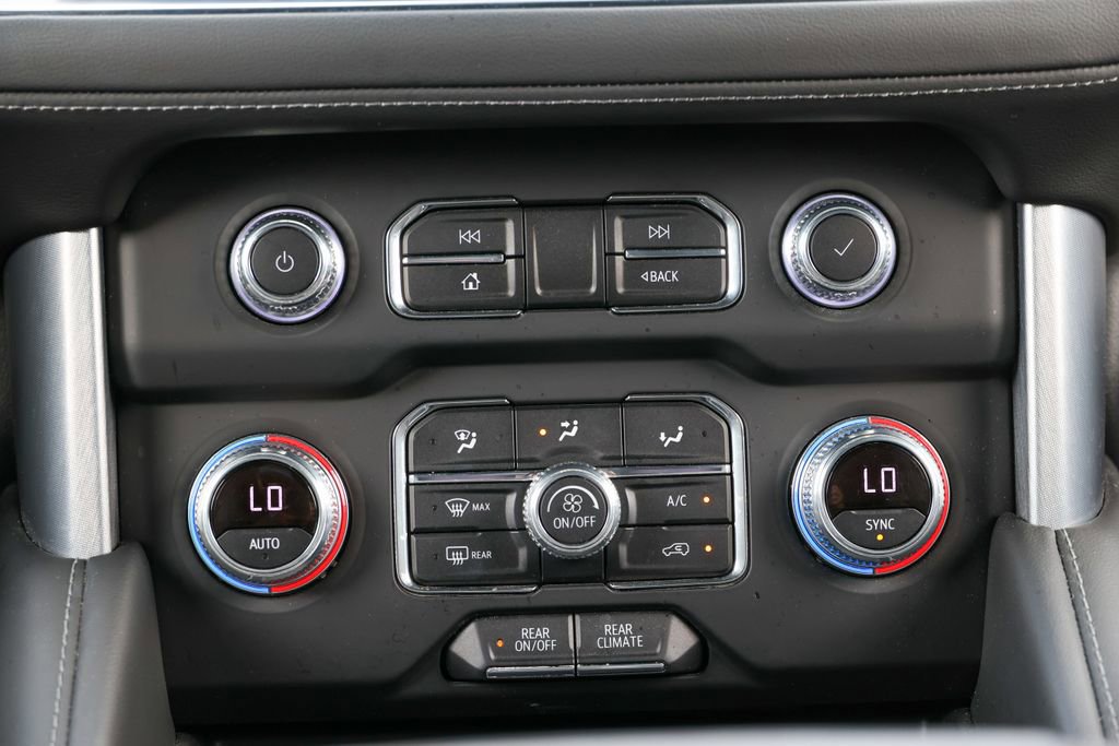 Used 2022 GMC Yukon SLE w/ Gmc Pro Safety Plus Package AWD/4WD image 27