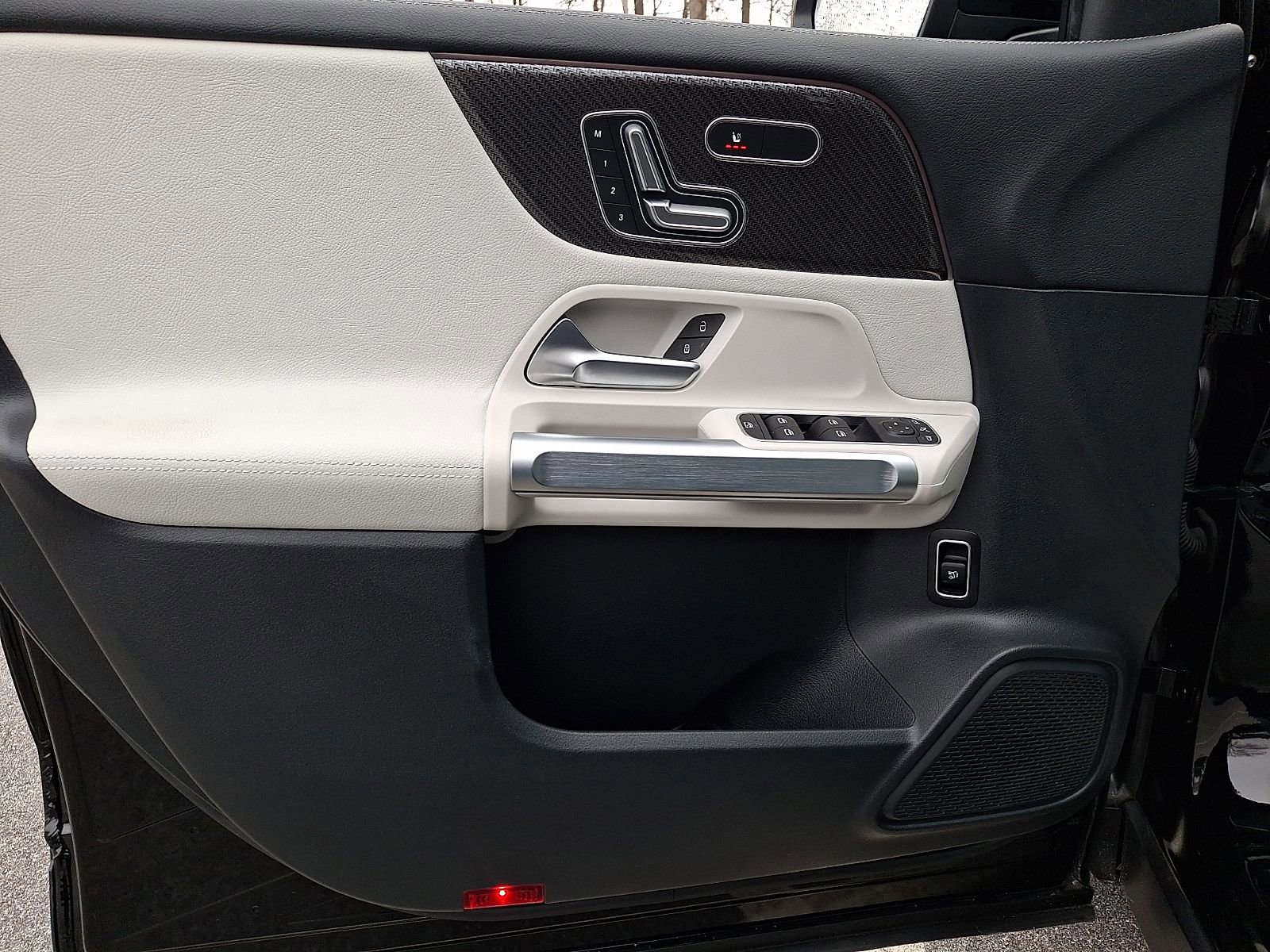 Certified 2023 Mercedes-Benz GLB 250 GLB 250 image 12