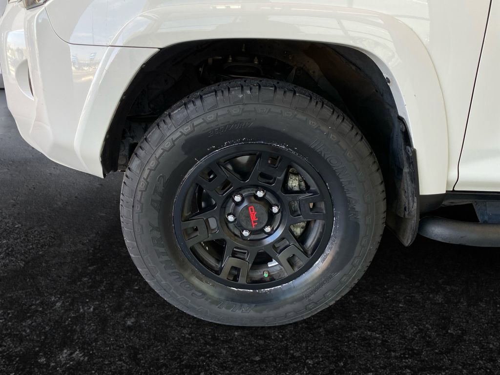 Used 2020 Toyota 4Runner SR5 Premium image 26