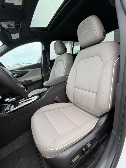 New 2026 Buick Envista Avenir FWD image 13