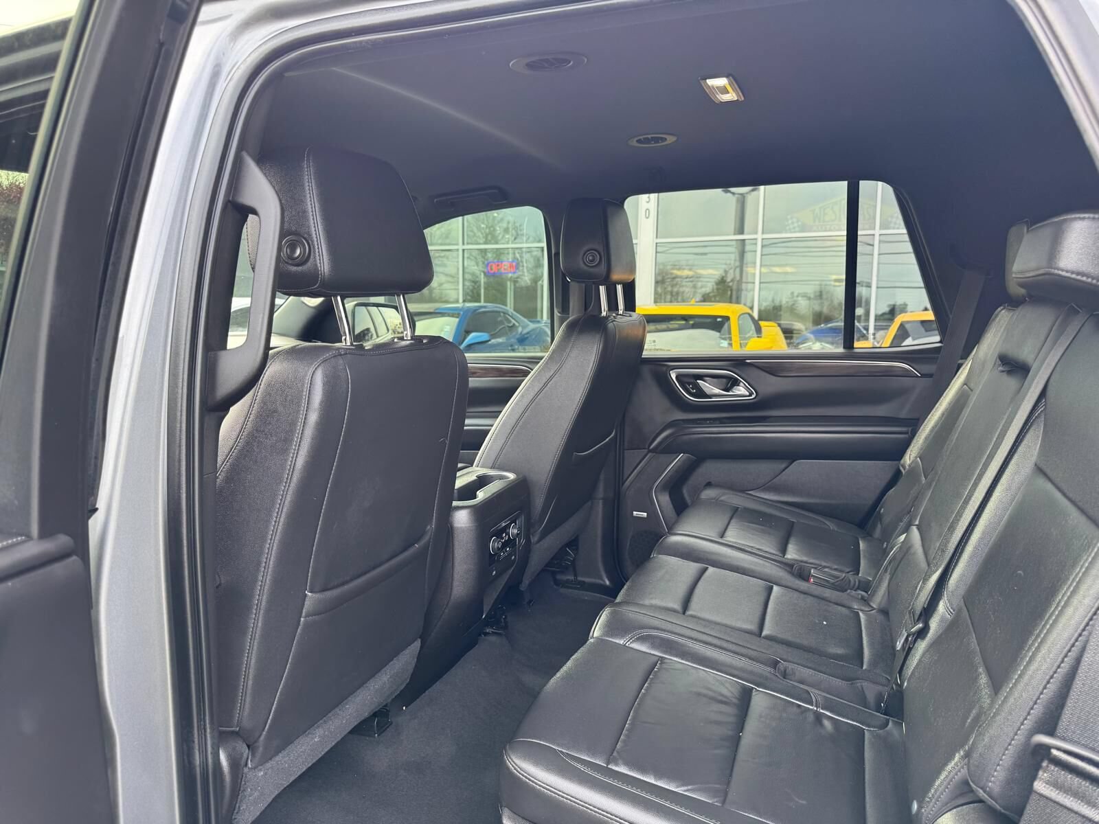 Used 2021 Chevrolet Tahoe LT AWD/4WD image 12