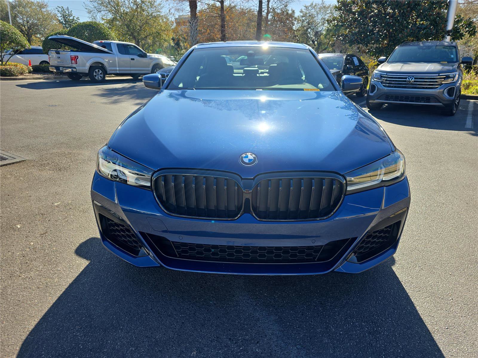 Used 2023 BMW 540i 540i w/ M Sport Package image 2