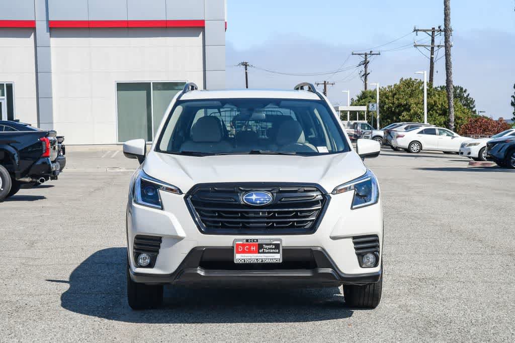 Used 2023 Subaru Forester Premium AWD/4WD image 2