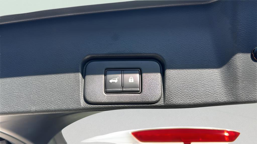 Used 2024 Nissan Rogue SL w/ SL Premium Package image 27