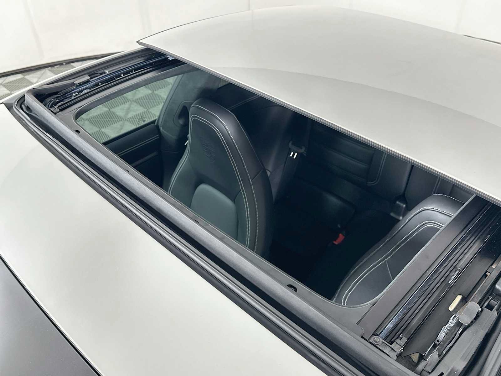 New 2026 Porsche 911 Carrera 4S AWD/4WD image 22