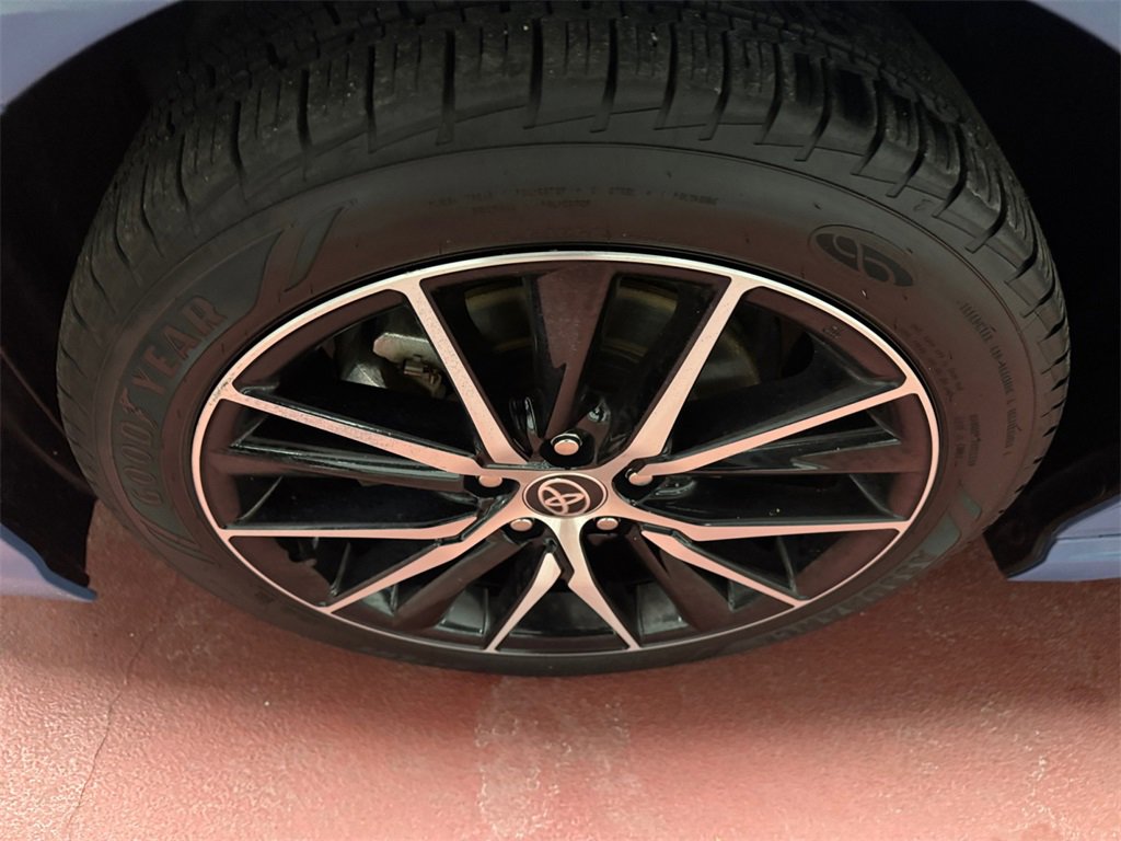 Used 2024 Toyota Camry SE image 16