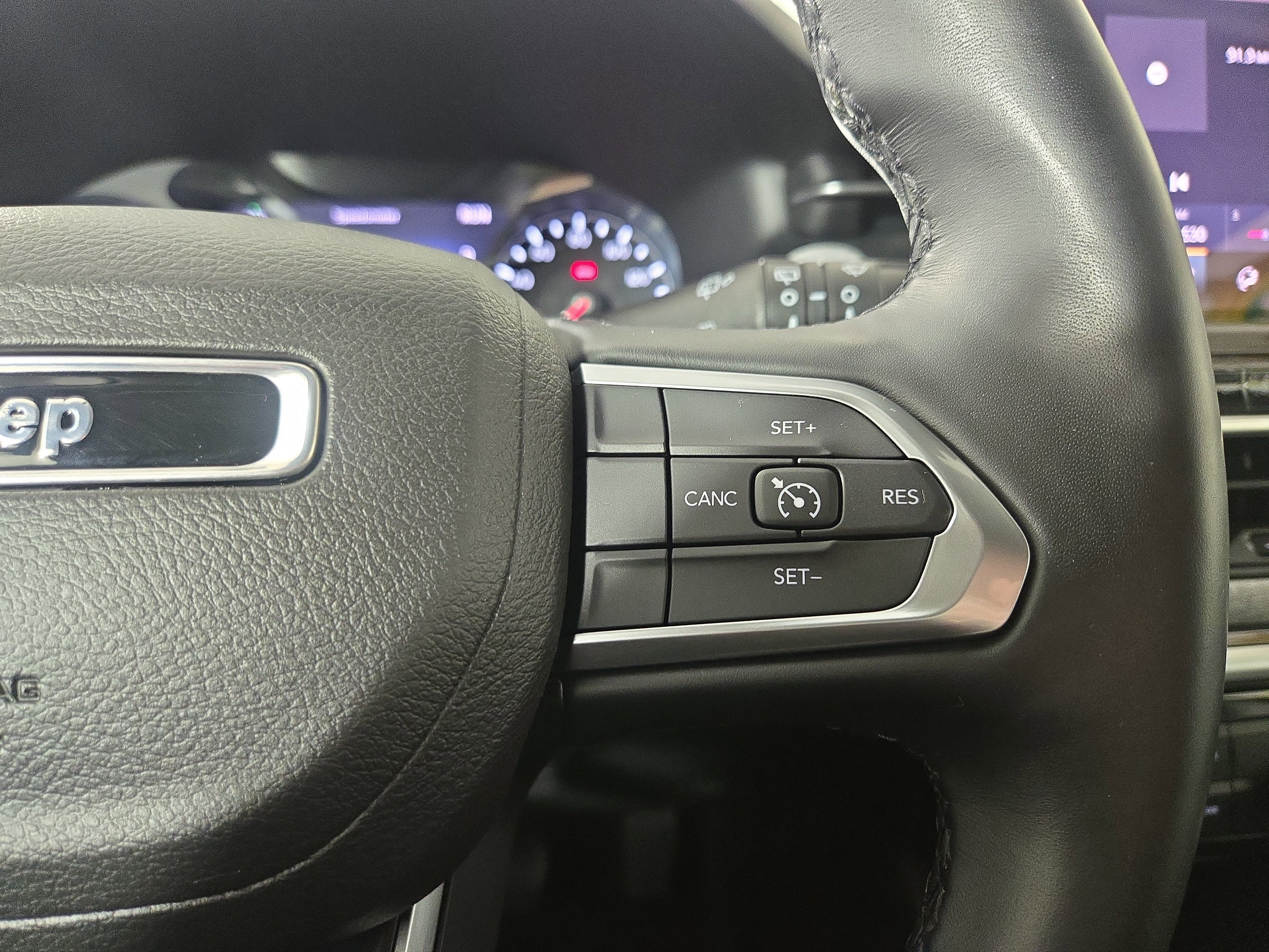 Used 2022 Jeep Compass Latitude image 17