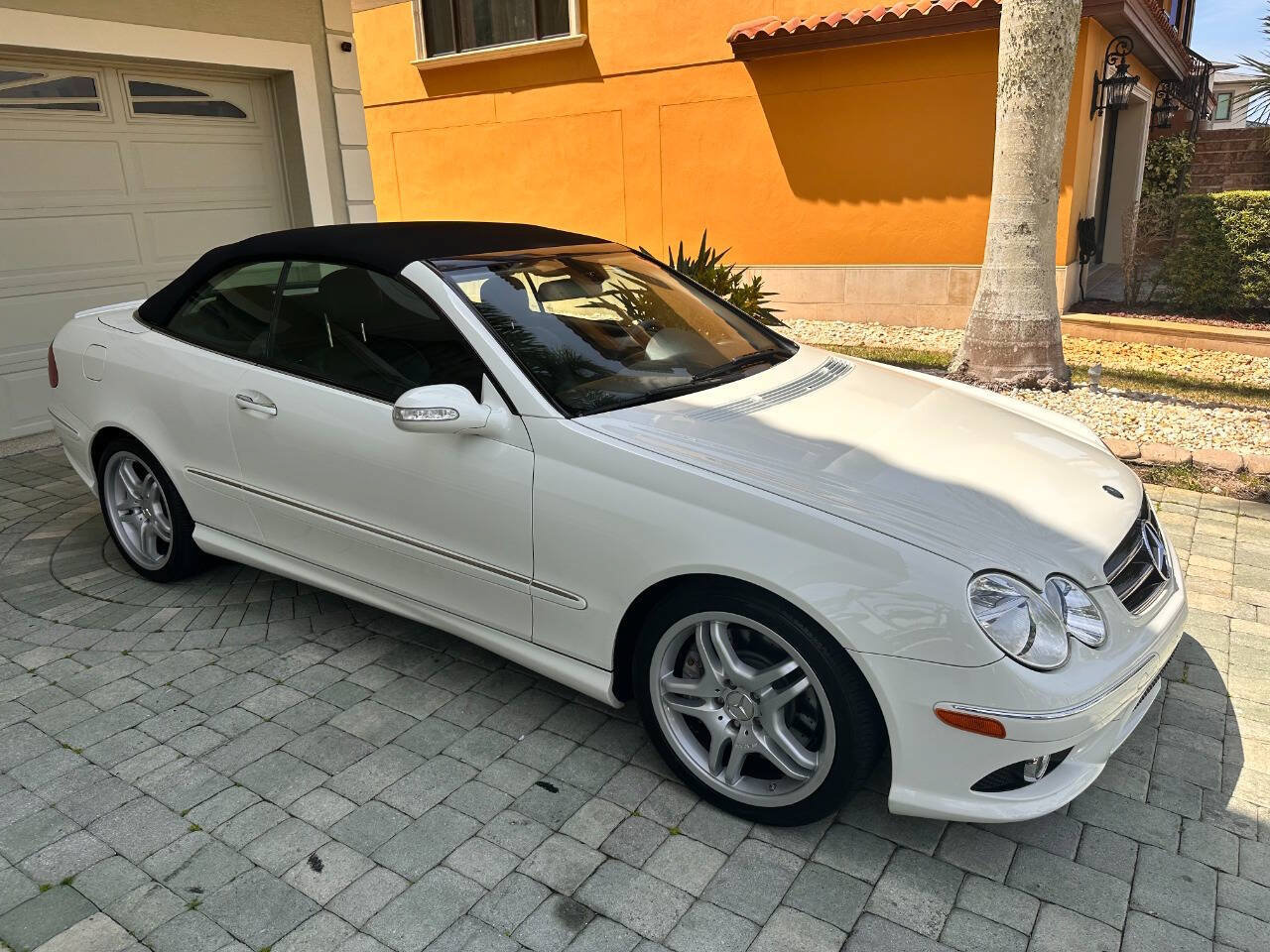 Used 2009 Mercedes-Benz CLK 550 Cabriolet image 45