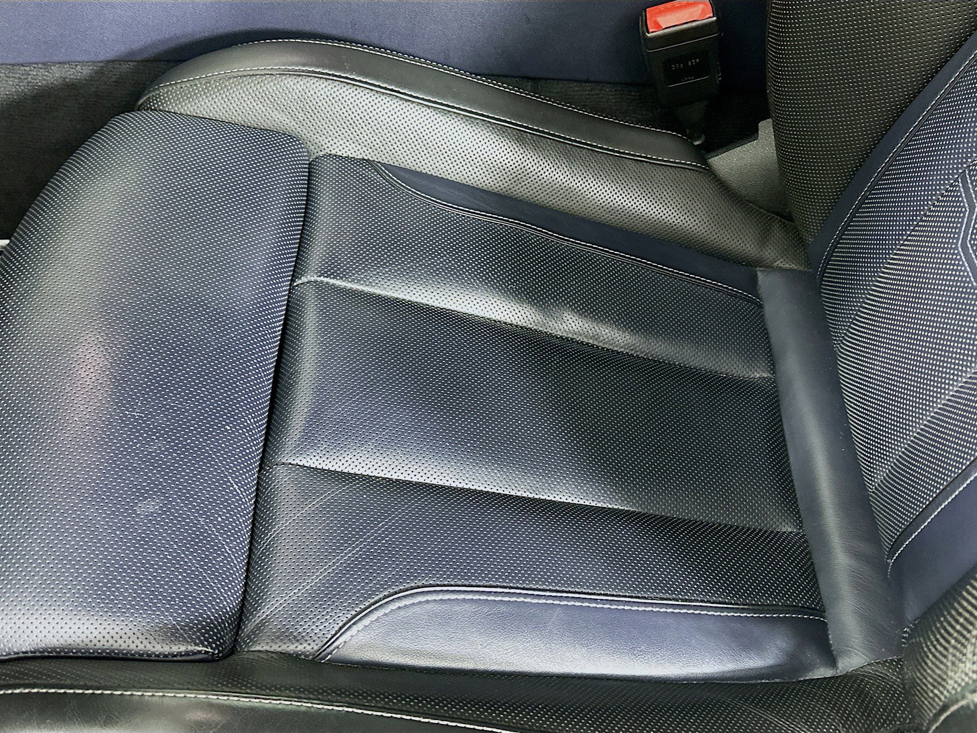 Used 2019 BMW M850i xDrive Convertible image 25