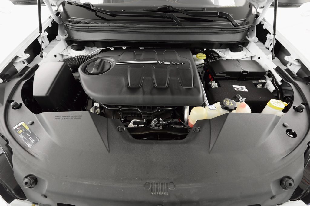 Certified 2021 Jeep Cherokee Trailhawk image 35