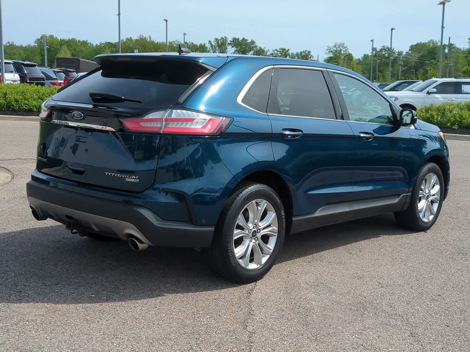 Used 2020 Ford Edge Titanium w/ Equipment Group 301A AWD/4WD image 8