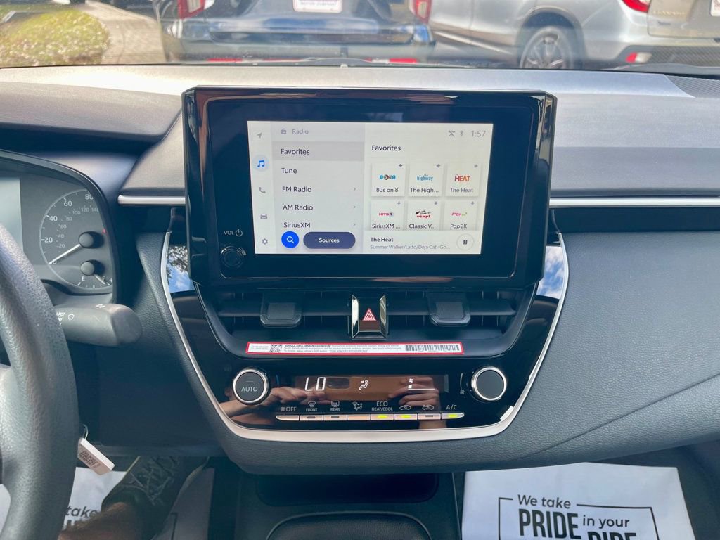 Used 2025 Toyota Corolla LE image 15