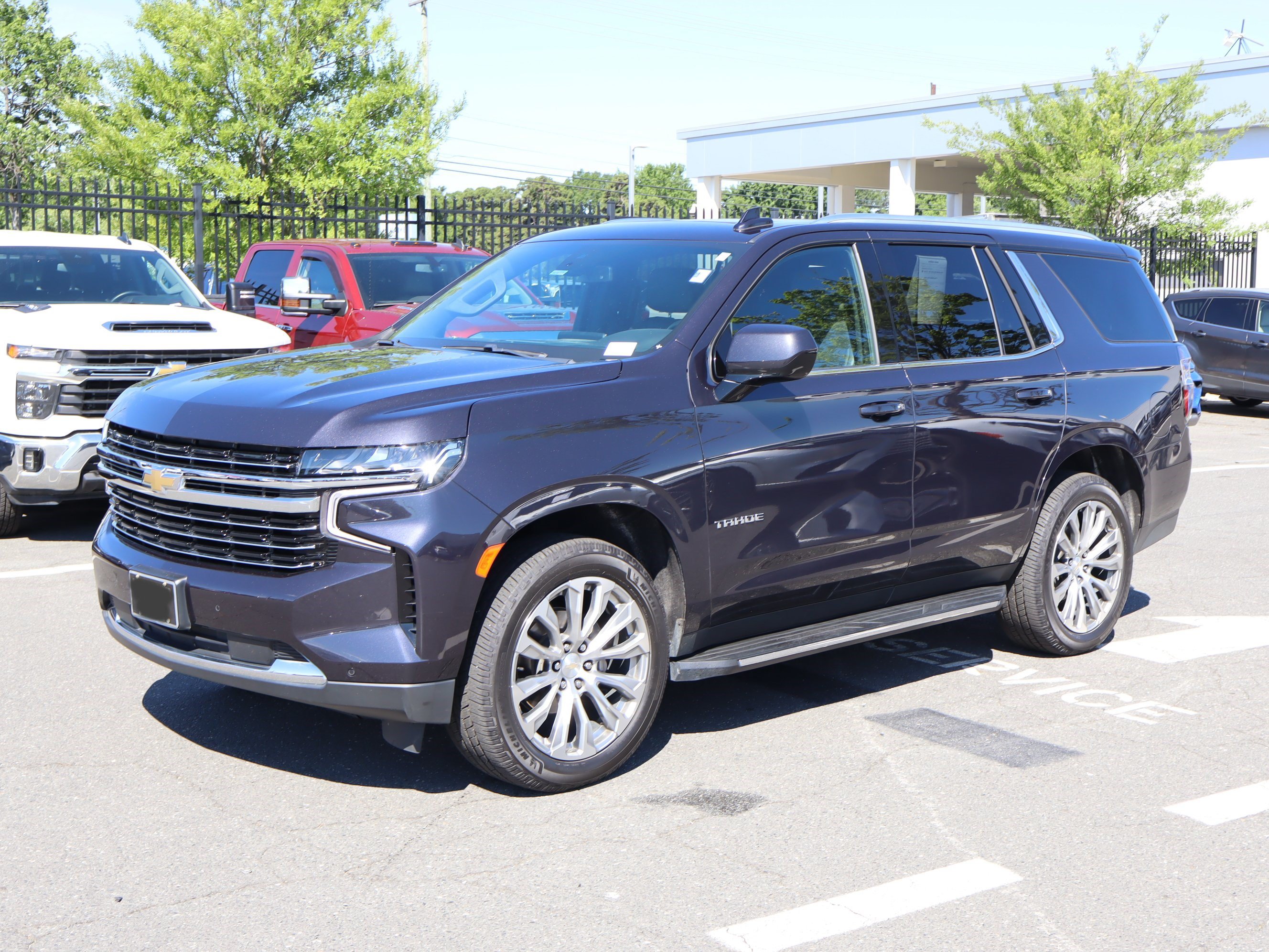 Used 2022 Chevrolet Tahoe LT AWD/4WD image 5