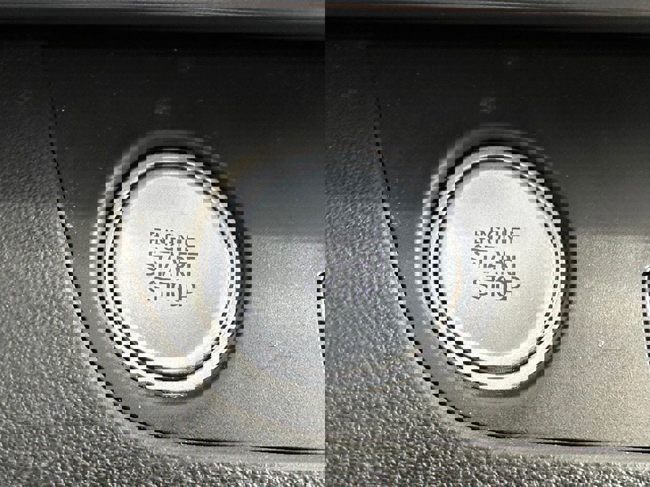 Certified 2024 Hyundai Elantra Limited image 35