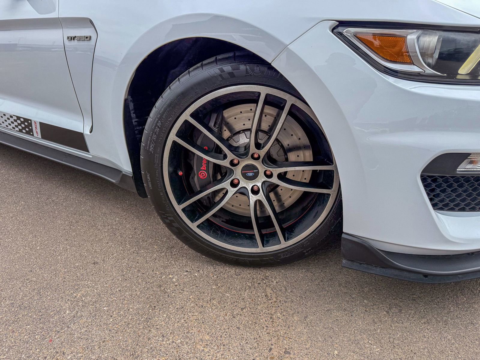 Used 2017 Ford Mustang Shelby GT350 w/ Electronics Package image 10