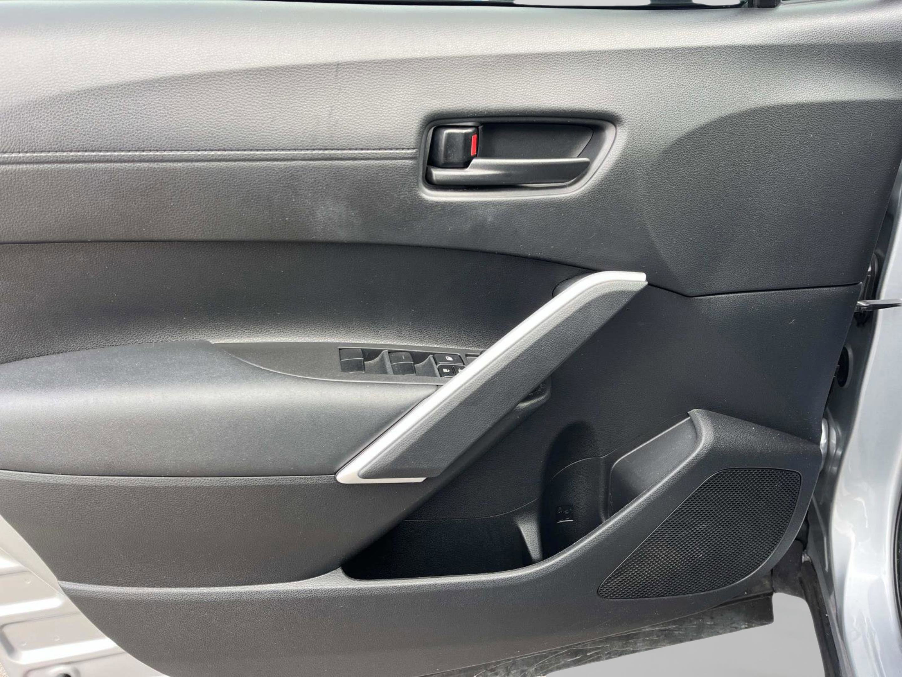 Used 2023 Toyota Corolla Cross LE image 26