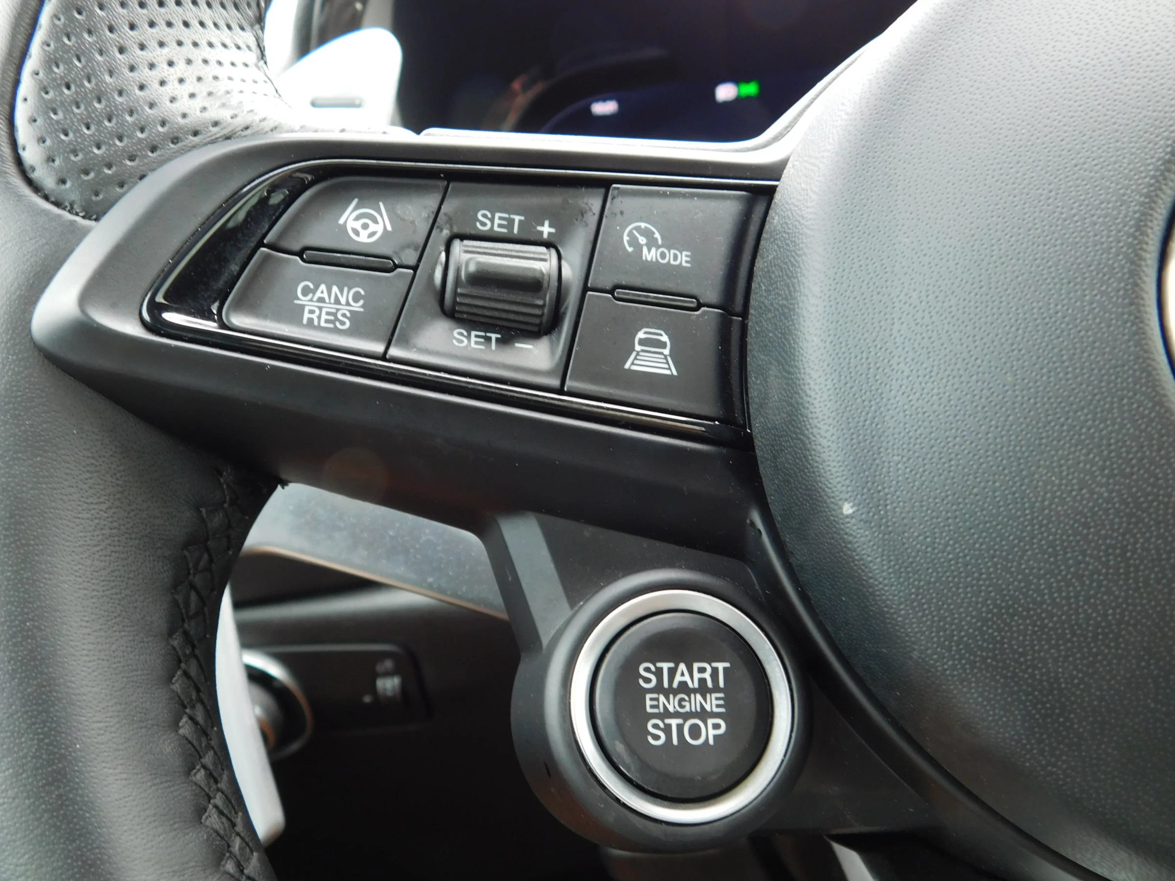 Used 2024 Alfa Romeo Tonale Veloce AWD/4WD image 29