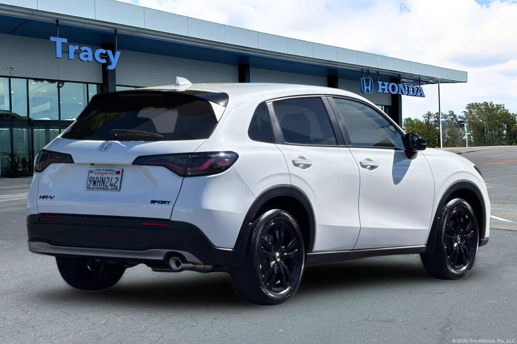 Certified 2026 Honda HR-V Sport image 6