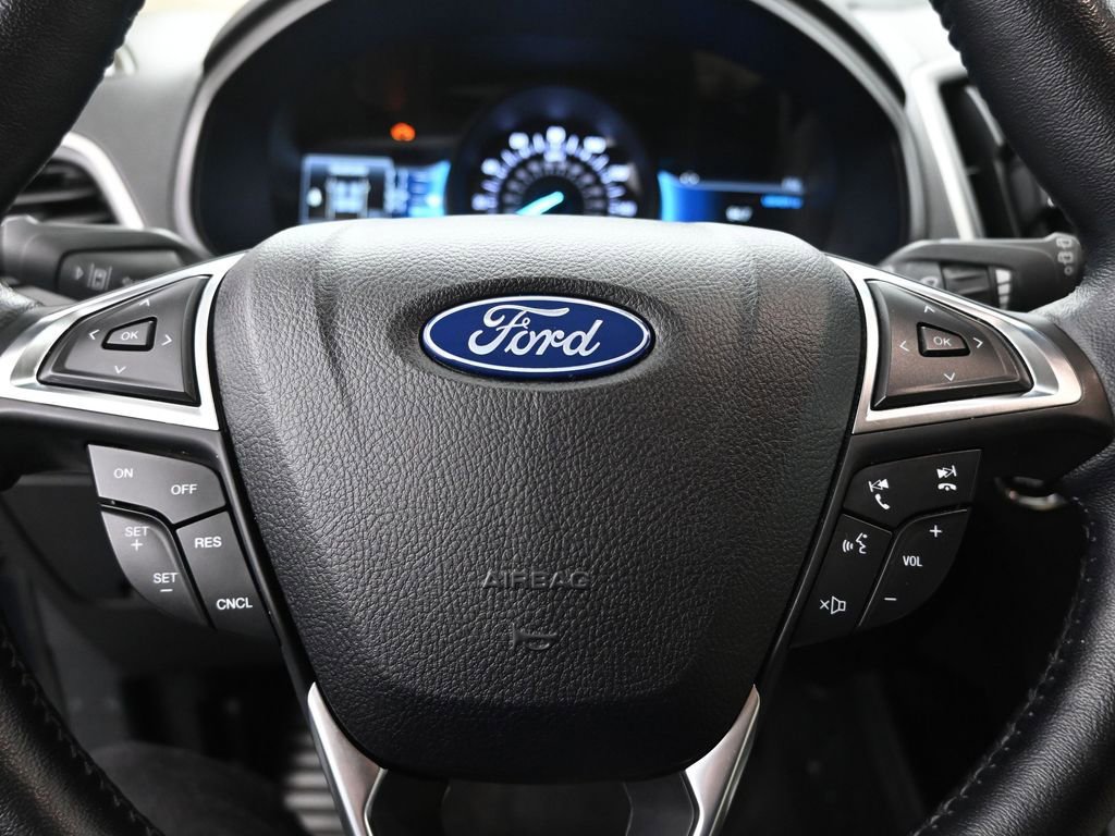 Used 2023 Ford Edge SEL w/ Convenience Package image 12