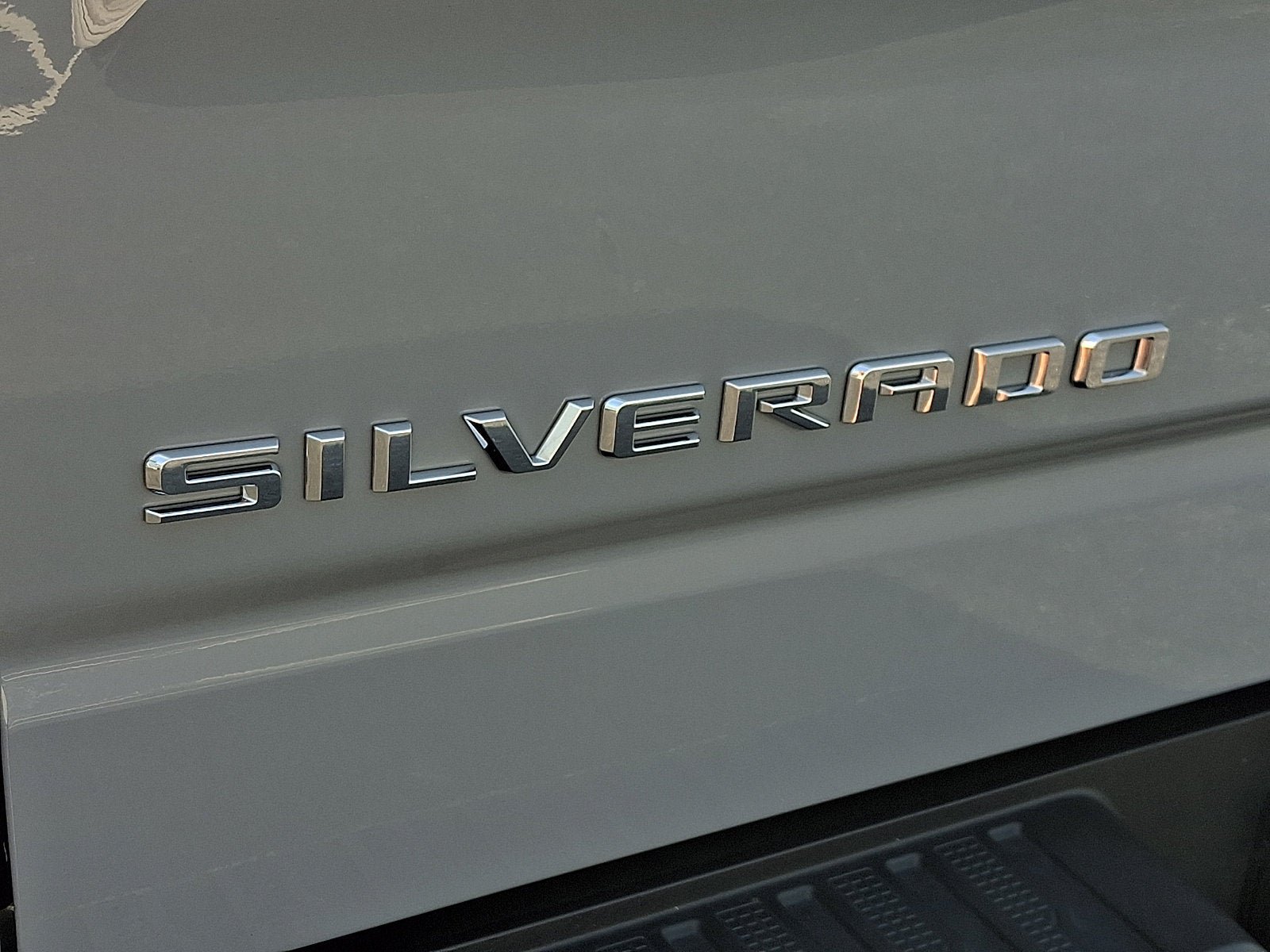 Used 2025 Chevrolet Silverado 1500 Custom Trail Boss AWD/4WD image 28
