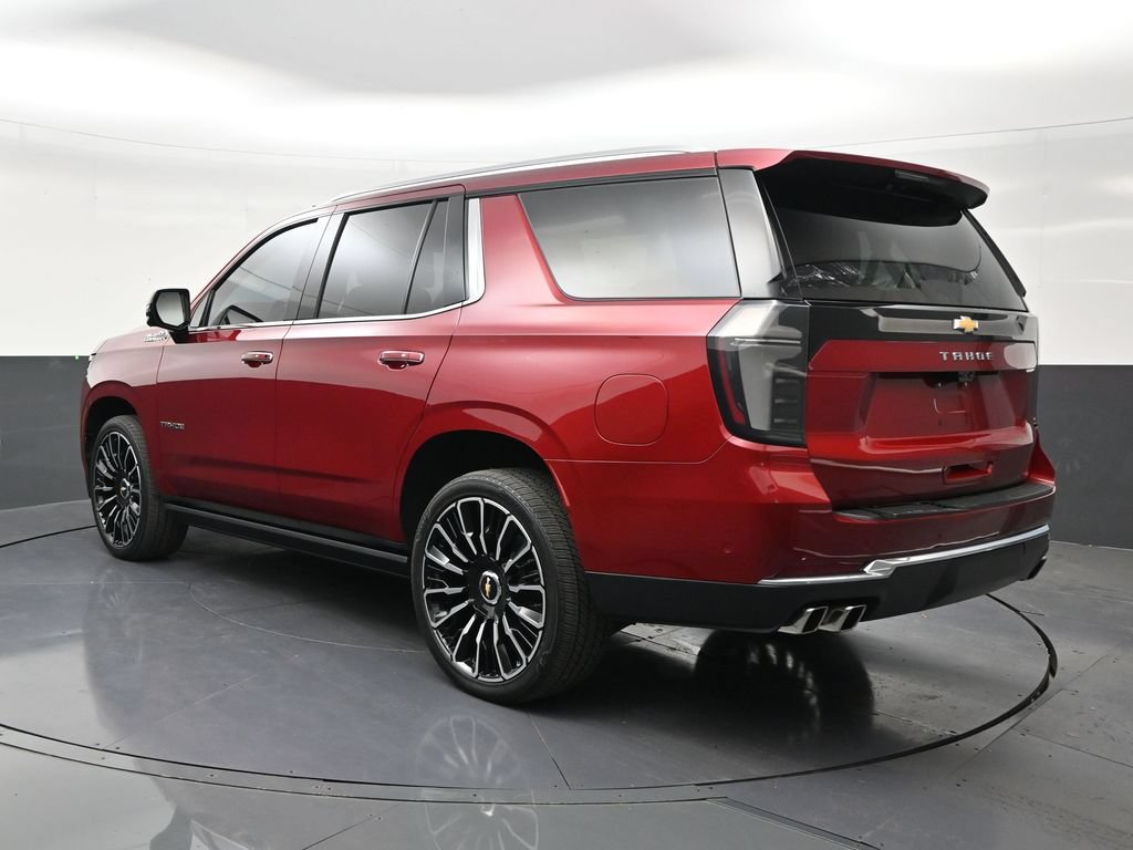 Used 2025 Chevrolet Tahoe High Country AWD/4WD image 3