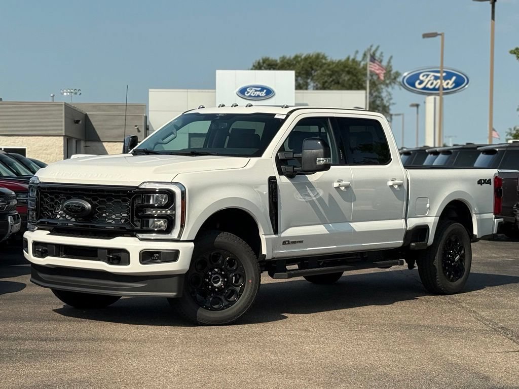 New 2026 Ford F350 Lariat w/ Black Appearance Package